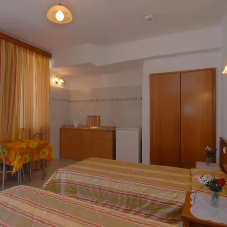 St. Paul's Bay View Apartment *