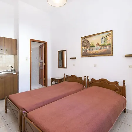 St. Paul's Bay View Apartman